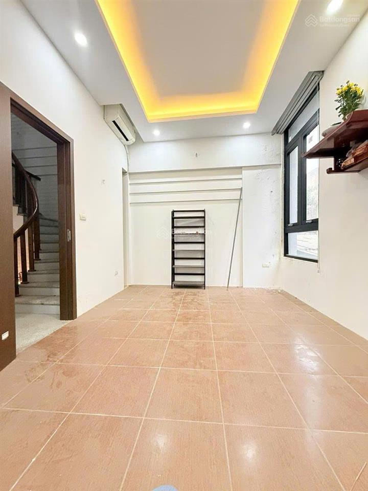 Siêu rẻ hoàng đạo thành, 38m2x4t, ngõ thông, ôtô 7 chỗ qua giá 7,5 tỷ có tl (ck nhà thật giá chuẩn)