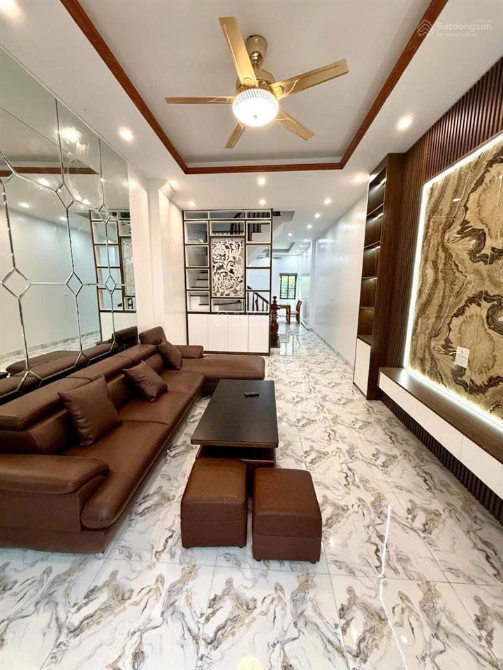 Siêu rẻ khương trung, 40m2x4t, ngõ thông, ô tô qua nhà, gần phố, gần ngã tư sở giá 7,5 tỷ có tl