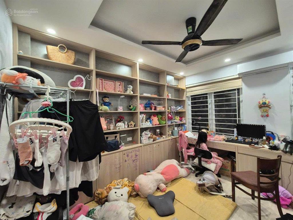 Giá hời vũ tông phan, 41m2x4t, ngõ thông, ô tô tải qua, gần phố, gần ngã tư sở giá 7,6 tỷ có tl