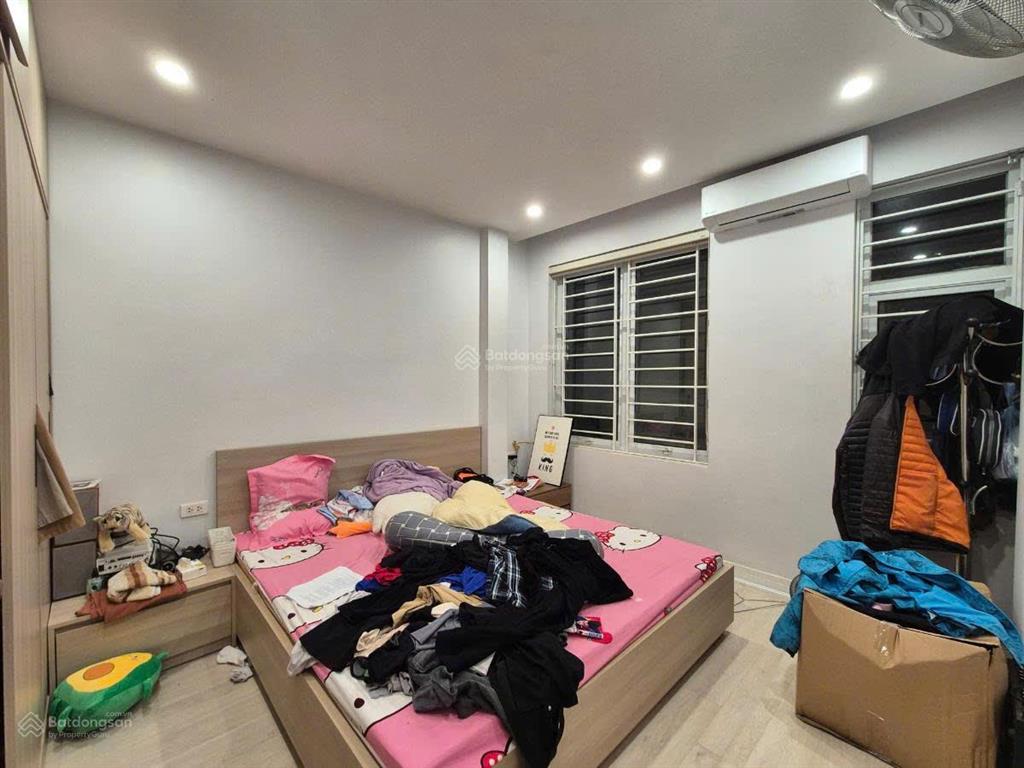 Giá hời vũ tông phan, 41m2x4t, ngõ thông, ô tô tải qua, gần phố, gần ngã tư sở giá 7,6 tỷ có tl
