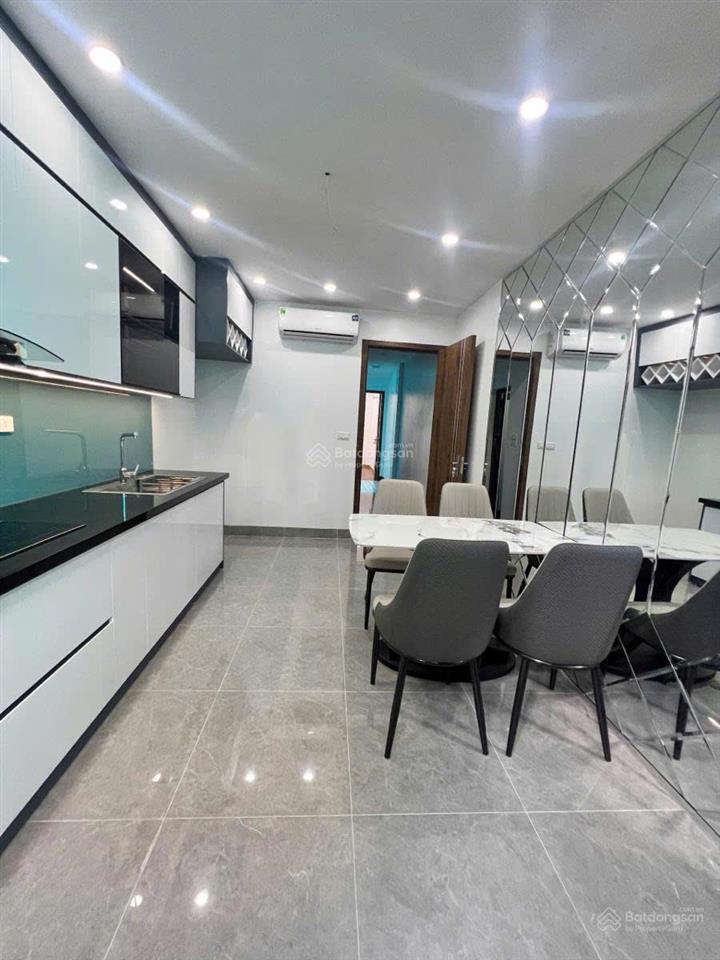 Hoàng văn thái, 44m2x4t, ô tô qua nhà, ngõ thông giá 6,8 tỷ (cam kết nhà thật giá chuẩn)