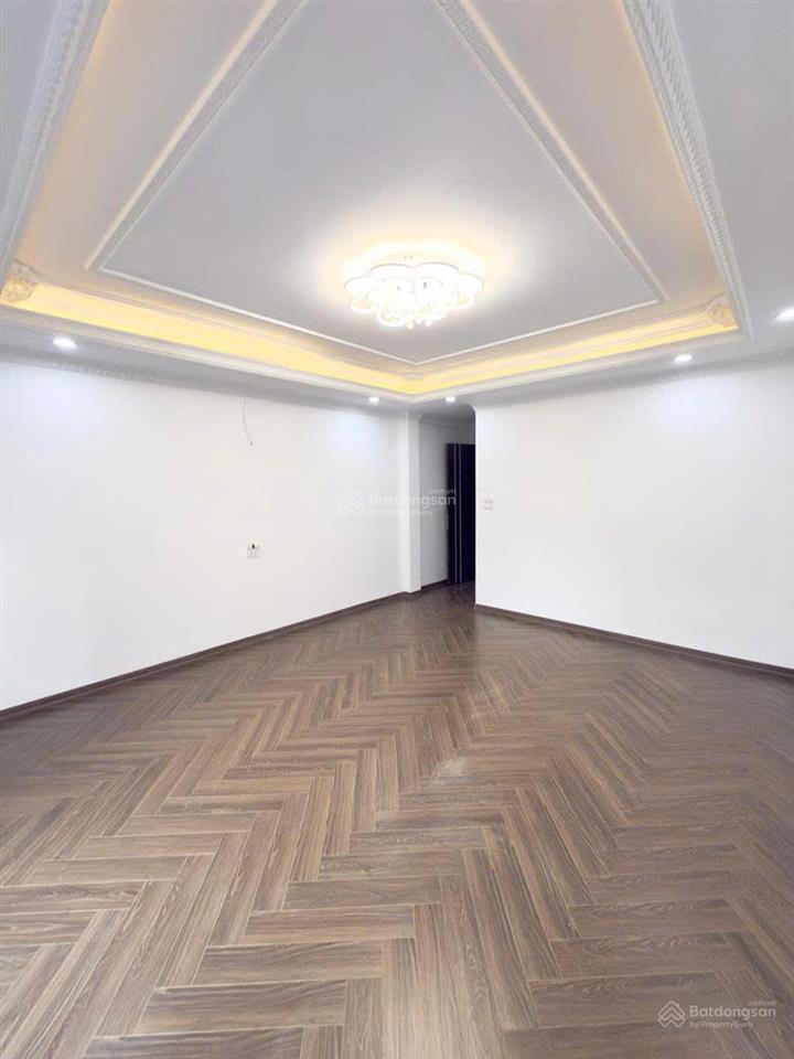 Hoa hậu vũ tông phan, 38m2, lô góc 6 tầng thang máy, ngõ thông, gần đường 2,5 giá 8,7 tỷ có tl