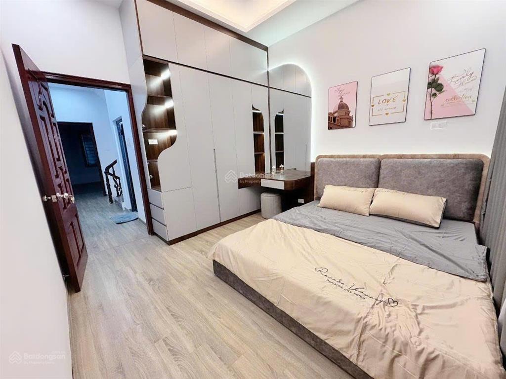 Nhà đẹp nguyễn ngọc nại, 49m2x5t, ngõ rộng, 2 thoáng vĩnh viễn, gần phố, gần ngã tư sở giá 9,1