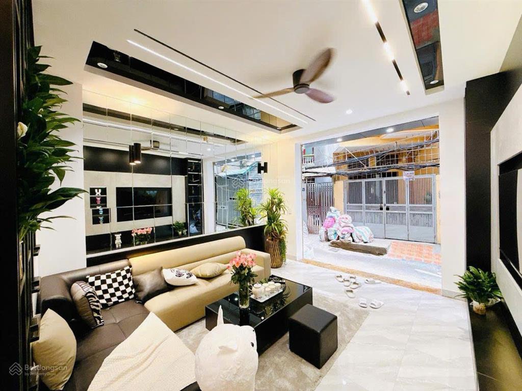 Nhà đẹp giá rẻ vương thừa vũ, 50m2x5t, ngõ rộng gần phố, 2 thoáng vĩnh viễn giá 9,25 tỷ có tl