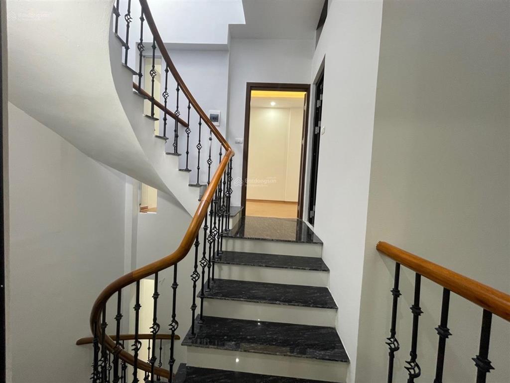 Bằng b  thanh liệt 41m2  4t  11 tỷ nhà dân xây  gần ô tô  sát khu phân lô linh đàm