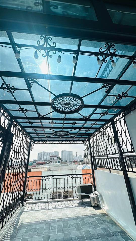 Kim giang hoàng mai 38m27t14,9 tỷ thang máy ngõ ô tô tránh