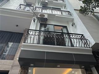 Kim giang hoàng mai 38m27t14,9 tỷ thang máy ngõ ô tô tránh