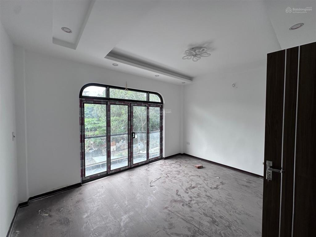 Thanh liệt hoàng mai 51m2 6t 13,8 tỷ siêu phẩm xây mới 6 tầng thang máy full nội thất gần kđt