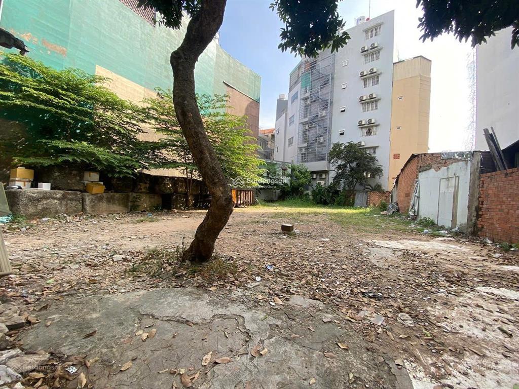 35 tỷ  hẻm ô tô  58 triệu/m2  thông phan văn trị  20x30m/600m2  tiện xây mới/làm chdv