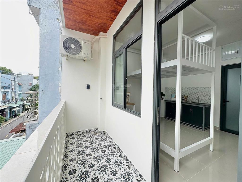 Phòng trong tòa nhà có thang máy 25 m2 full nội thất = 4 triệu ngay chợ thông tây gò vấp