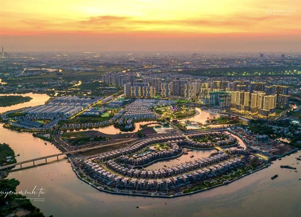 Biệt thự độc bản dtich 389m2 giá 69,5 tỷ bao thuế phí, đã có sổ hồng khu manhattan glory mặt sông