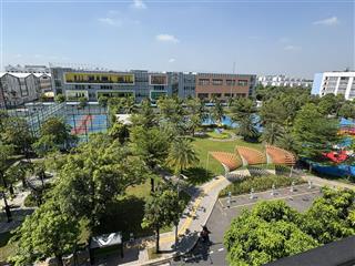 126m2 trục v3 khu manhattan giá 32,8 tỷ đối diện công viên , gần hướng trục d2a đi đâu cũng tiện