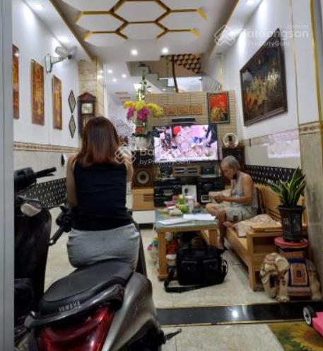 Bán nhà mặt tiền kinh doanh nguyễn trọng tuyển phú nhuận ngang 4m  4 tầng mới đẹp 6pn