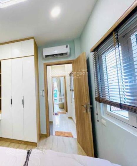 Chủ nhà cần bán gấp nguyễn trọng tuyển  xe hơi vào nhà  4 tầng khang trang  phòng ngủ tầng