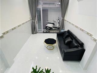 Cách hxh 30m  3tỷ  sân để xe máy trước nhà  gò vấp