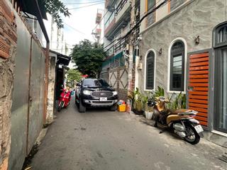 Xe hơi đỗ cửa  3 tầng  46m²  bùi quang là  nhỉnh 6 tỷ