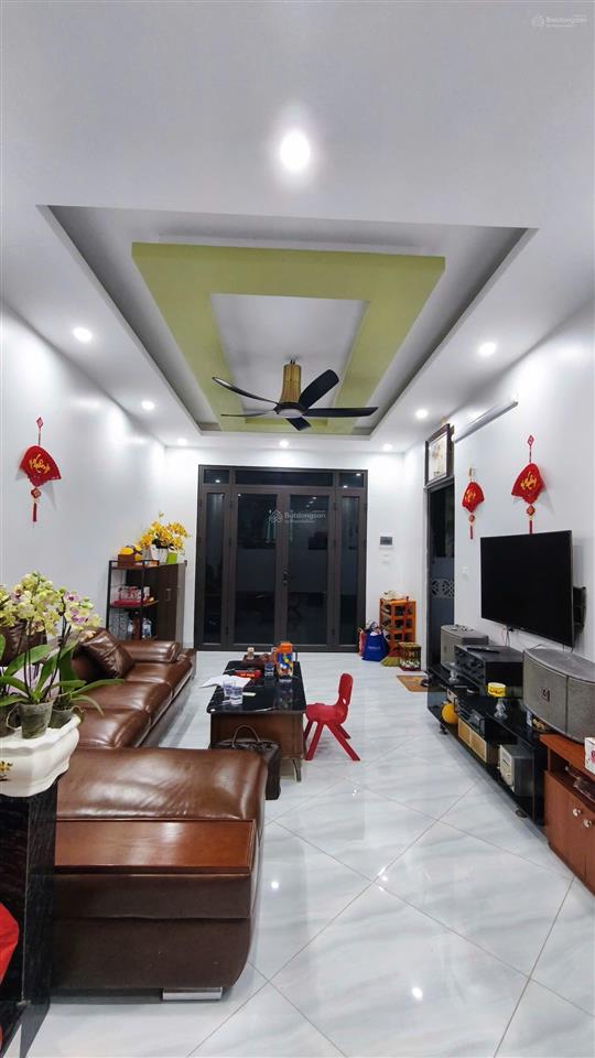 Bán nhà 6 tầng thang máy lô góc vx 33 m2 5.9 tỷ ngõ thông kinh doanh đỉnh 0984 524 ***