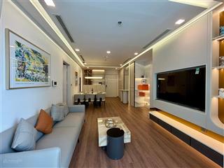 Bán gấp  2pn vinhomes central park full nội thất