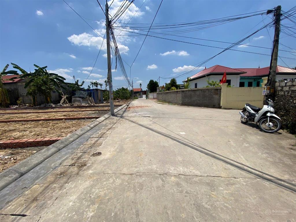 Duy nhất 1 lô cạnh khu đấu giá phù ninh , giá 1, 250 tỷ