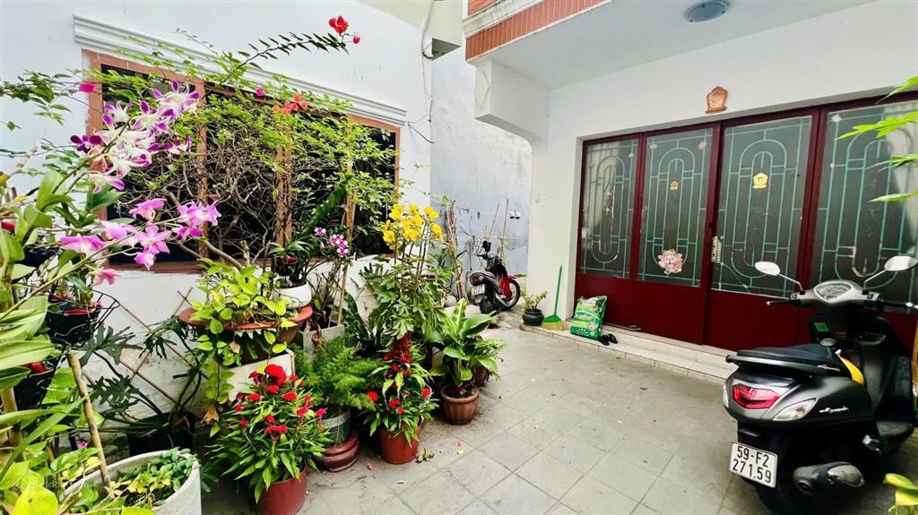 Bán nhà phường tân hưng, dt 154,2m2  vị trí đắc địa trung tâm tân hưng, (q7 cũ) tp. hcm, nở hậu