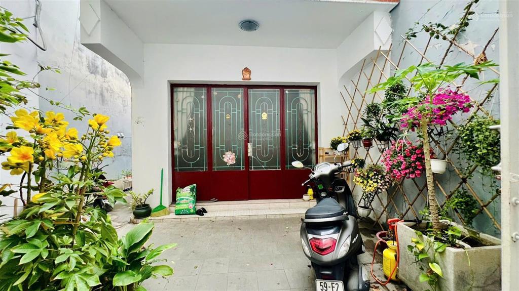 Bán nhà phường tân hưng, dt 154,2m2  vị trí đắc địa trung tâm tân hưng, (q7 cũ) tp. hcm, nở hậu