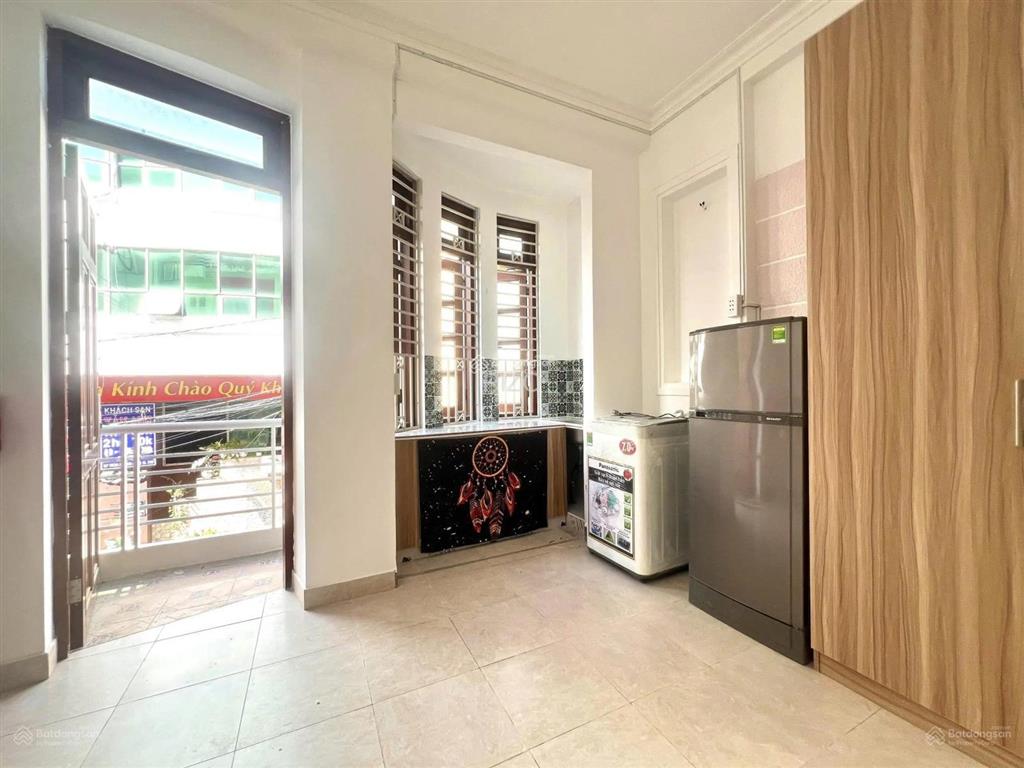 Nhà hot. khu dân trí cao mặt tiền đường hoa hồng, pn. dt 4x16m, 4 tầng + st, giá chỉ 25 tỷ tl