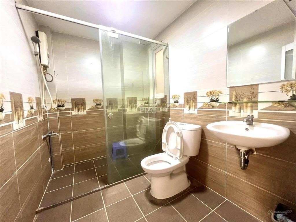 Nhà hot. khu dân trí cao mặt tiền đường hoa hồng, pn. dt 4x16m, 4 tầng + st, giá chỉ 25 tỷ tl