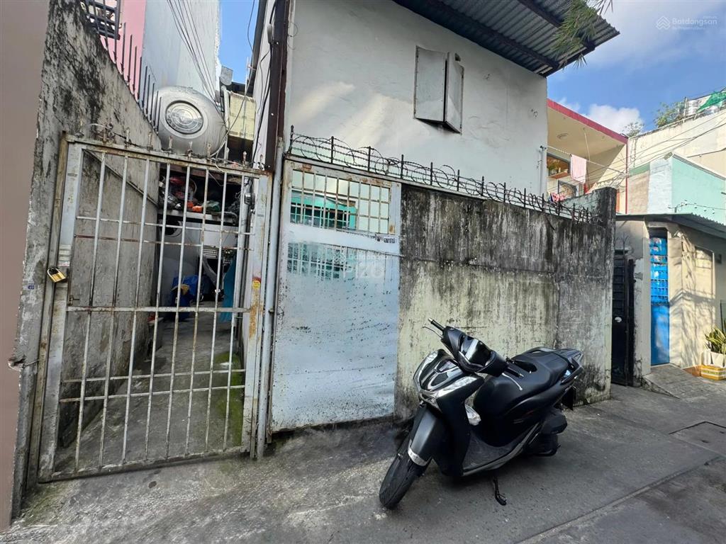 Siêu hot! khu vip nhộn nhịp phan xích long p2 pn. dt 5.8x17, 2 tầng, 20tr/th, giá chỉ 12,8tỷ, tl