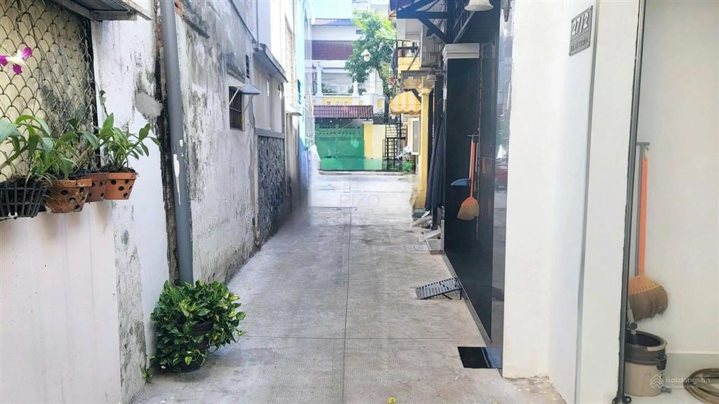 Vị trí vip vàng đắc địa. khu nhộn nhịp tân định q1. diện tích 90m2. 2t 2pn. giá 16,8 tỷ tl