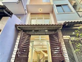 Mới phong cách sang trọng. gần mặt tiền trường sa p17 pn. diện tích 3m x11m 3tst. giá 5,55 tỷ tl