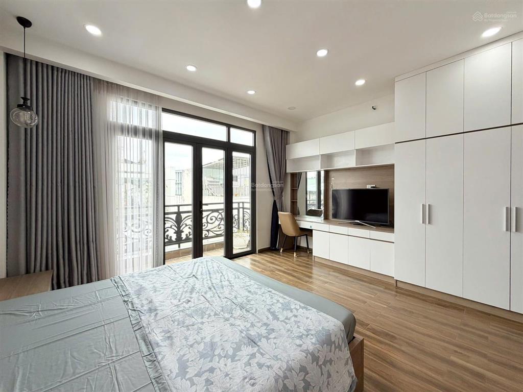 Siêu phẩm mới ! ngay khu ẩm thực phan xích long p3 bt. diện tích 5m x 13m 62m2 5t 4pn. giá 16 tỷ tl