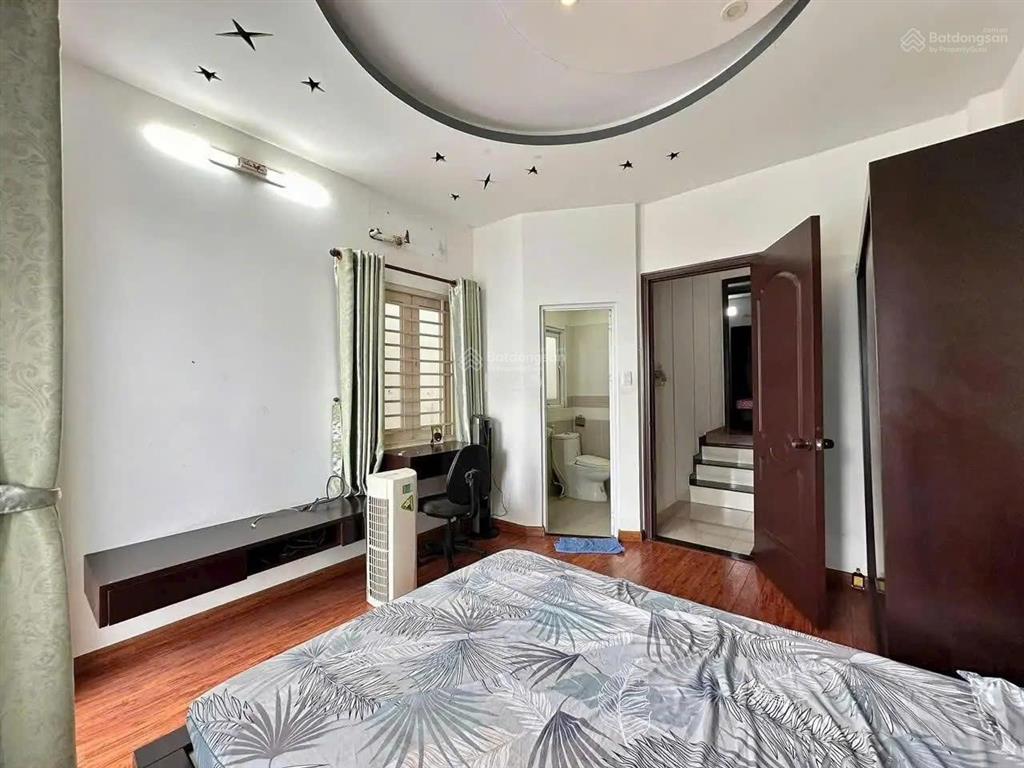 Chỉ 13,3 tỷ  sở hữu nhà đẹp  khu vip  nguyễn trọng tuyển  pn. dt 4x13m 4 tầng