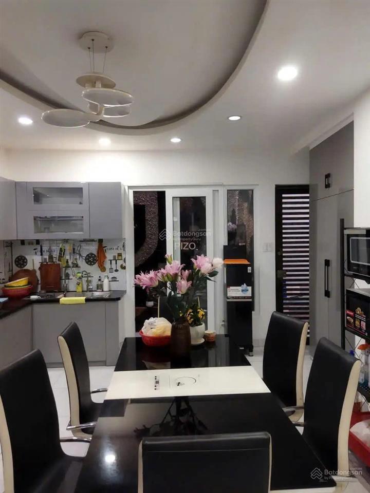 Hxh nguyễn trọng tuyển, phường 15, phú nhuận dt 4 x 21  4 tầng, 80m2, 6pn. giá 17.5 tỷ