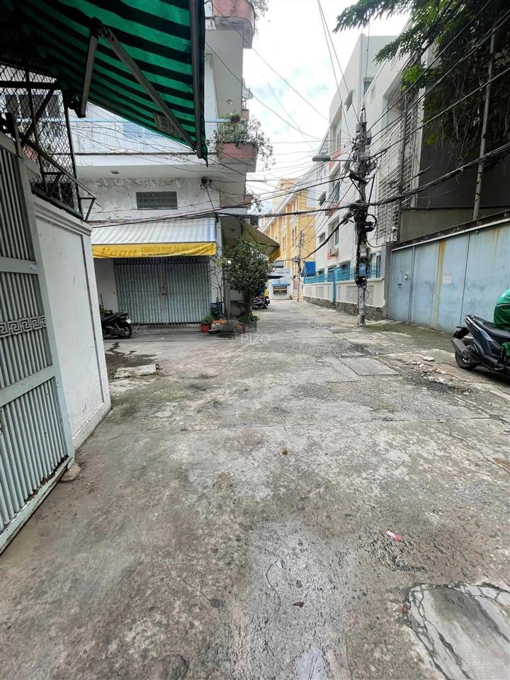 Giảm sốc 3,5 tỷ  căn góc 2 mặt thoáng  võ thị sáu, q.3. dt ngang 5,5 x 13m 64m². giá còn 17,5 tỷ