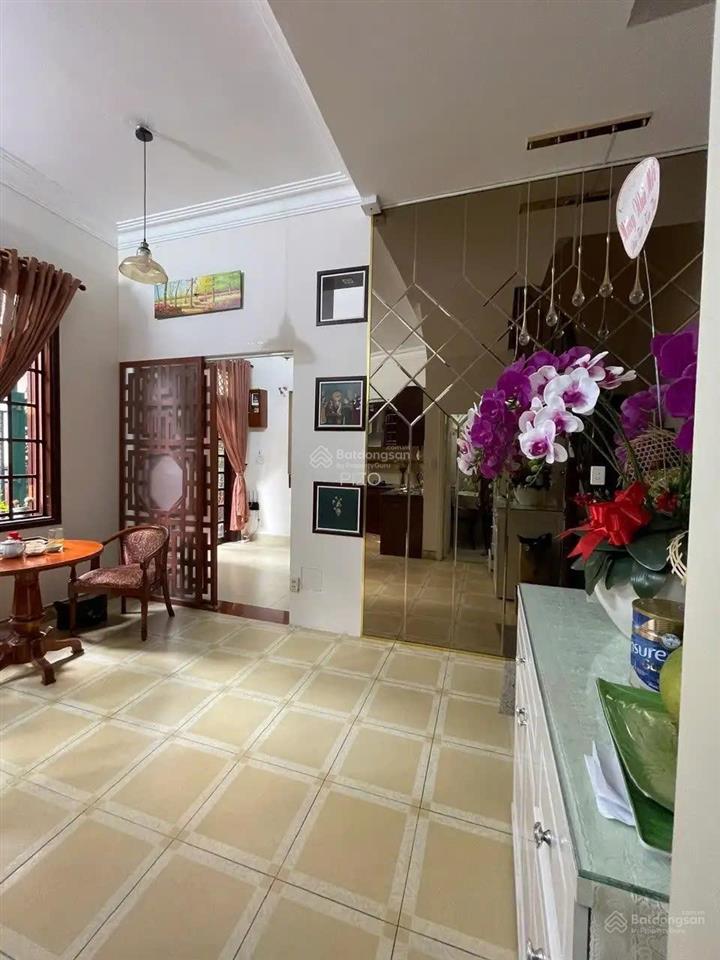 Cực hiếm! khu trung tâm tân định  đặng dung q1. dt 8m x 6m 3 tầng hđt 25 tr/thg. giá chỉ 18 tỷ