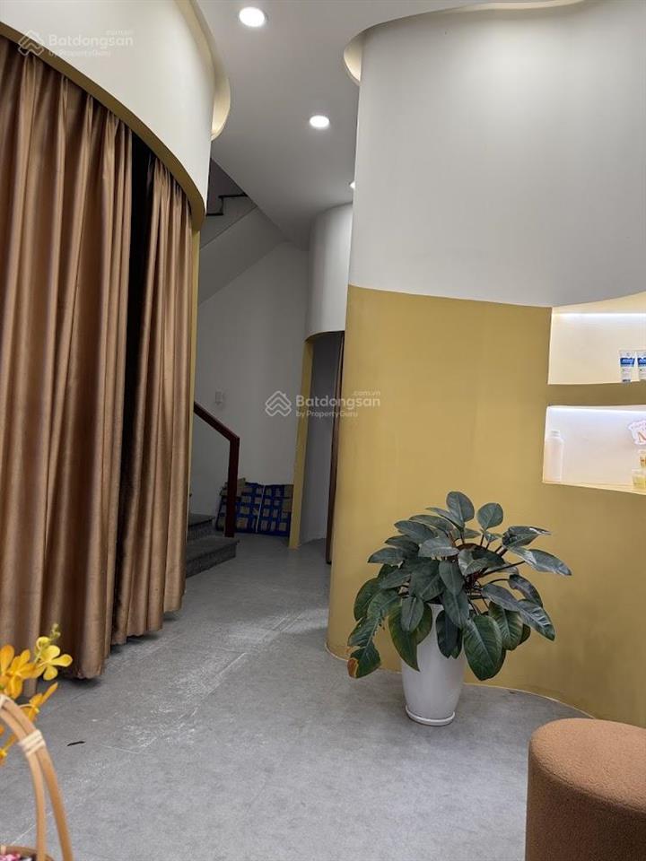 Cực phẩm! mặt tiền huỳnh văn bánh p11 pn. diện tích 65m2 (5,5 x 12m) 3t hđt 50tr/thg. giá 22 tỷ bl