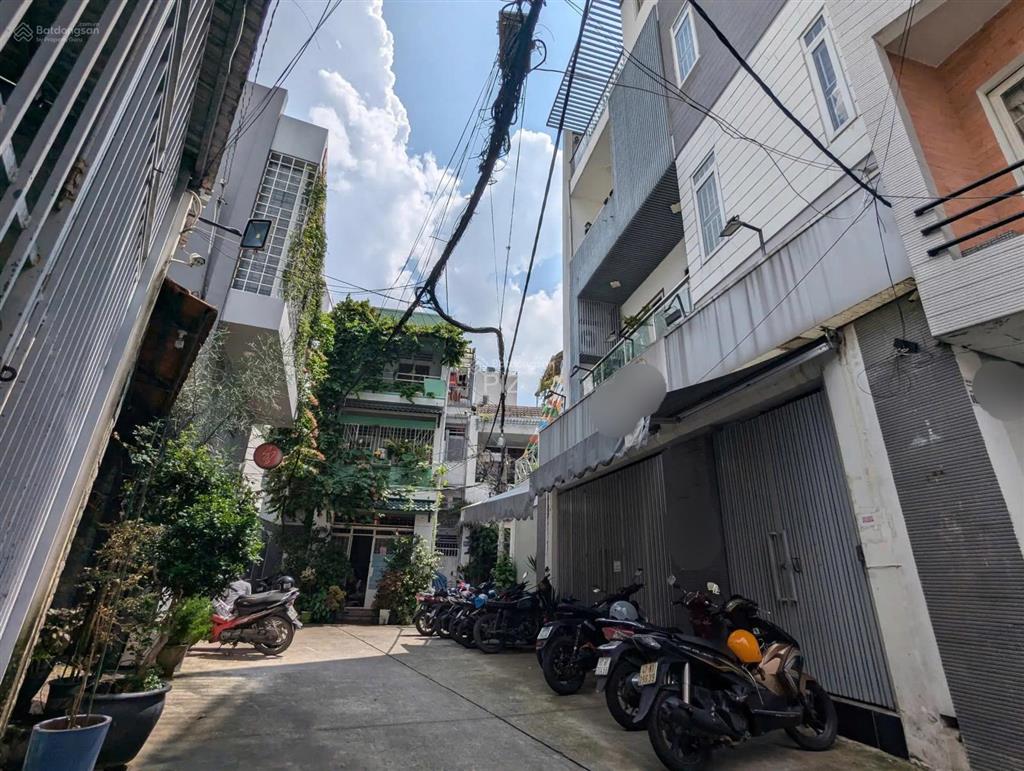 Siêu phẩm! hxh  mai thị lựu  đk  q1 dt 132m² (9,2 x 14m) 4 tầng 5pn. giá 37,9 tỷ.