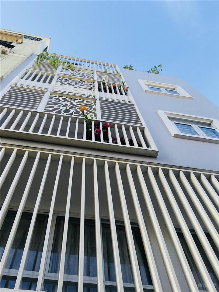 Bán nhà lý chính thắng quận 3 thông đường hoàng sa, tiện vừa kinh doanh và ở