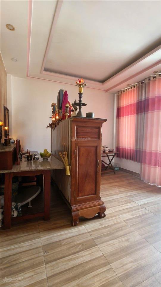 Bán nhà ngay mặt tiền hà huy giáp, quận 12, dt 69m2, 4 tầng, giá 5.7 tỷ