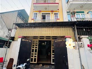 Bán nhà ngay mặt tiền hà huy giáp, quận 12, dt 69m2, 4 tầng, giá 5.7 tỷ