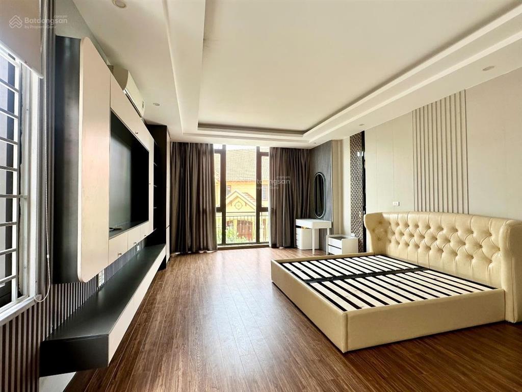 Bán nhà siêu hiếm gần kđt đại kim  hoàng mai  phân lô  ô tô tránh. dt 75m2 x 5 tầng. giá 24.5 tỷ