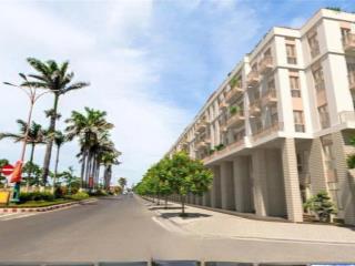 Sở hữu biệt thự giá 3,65tỷ với 15% ban đầu để ký hđmb. nằm ngay vị trí lõi trung tâm. đối diện cv