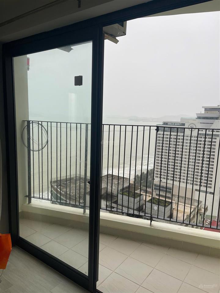 Bán căn hộ góc 3pn gold coast nha trang, 122,4m, view trực diện biển, có sổ hồng lâu dài