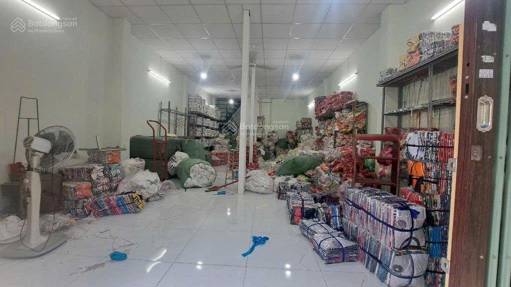 Thơm 80m2  ngang khủng ( 5.4/ 15 ) 2 tầng  giá 8.6tỷ .