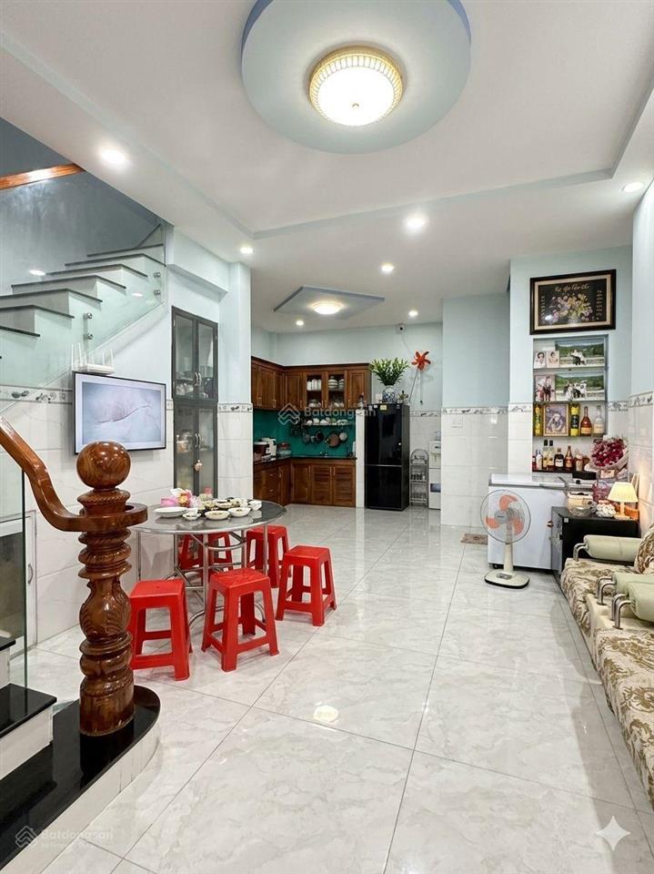 Hiếm  vị trí tốt  giá tốt  84m2  3 tầng  trung tâm tân bình sát bàu cát  nhỉnh 8tỷ