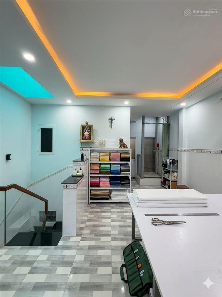Hiếm  vị trí tốt  giá tốt  84m2  3 tầng  trung tâm tân bình sát bàu cát  nhỉnh 8tỷ