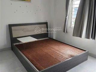 4 tầng  7 chdv,  thu nhập 35tr/th  hẻm thông ôtô. cmt8 ngay tuyển metro sổ 2.