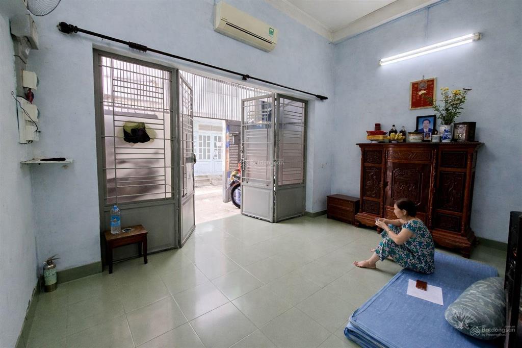 Vip tân bình  hxh thông  vị trí vip ngay sân bay tân sơn nhất  3 tầng (4*10)m  chỉ 8 tỷ