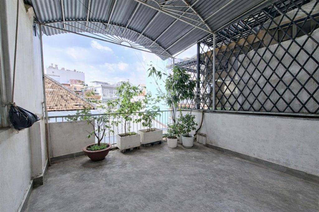Vip tân bình  hxh thông  vị trí vip ngay sân bay tân sơn nhất  3 tầng (4*10)m  chỉ 8 tỷ