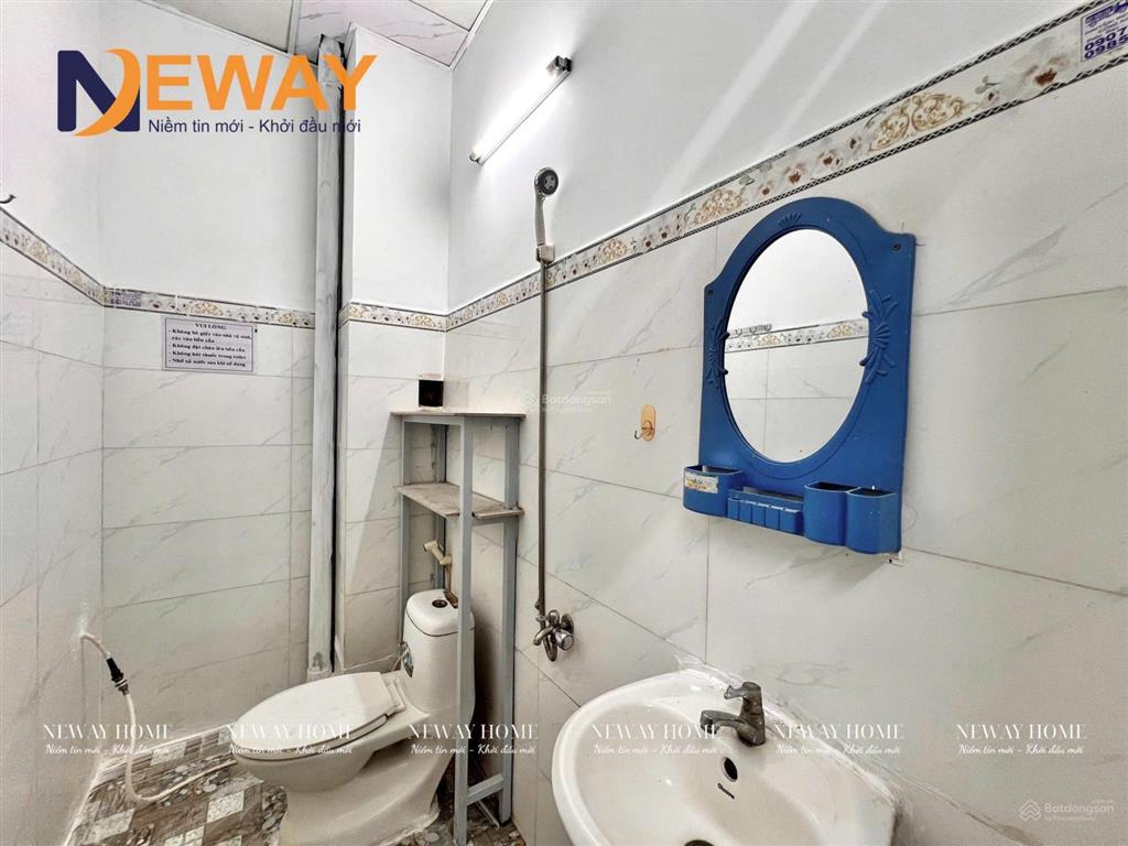 Phòng trọ mớirẻ 3tr3.6tr (nội thất máy lạnh tủ lạnh) đường lê trọng tấn  cách đh công thương 1km